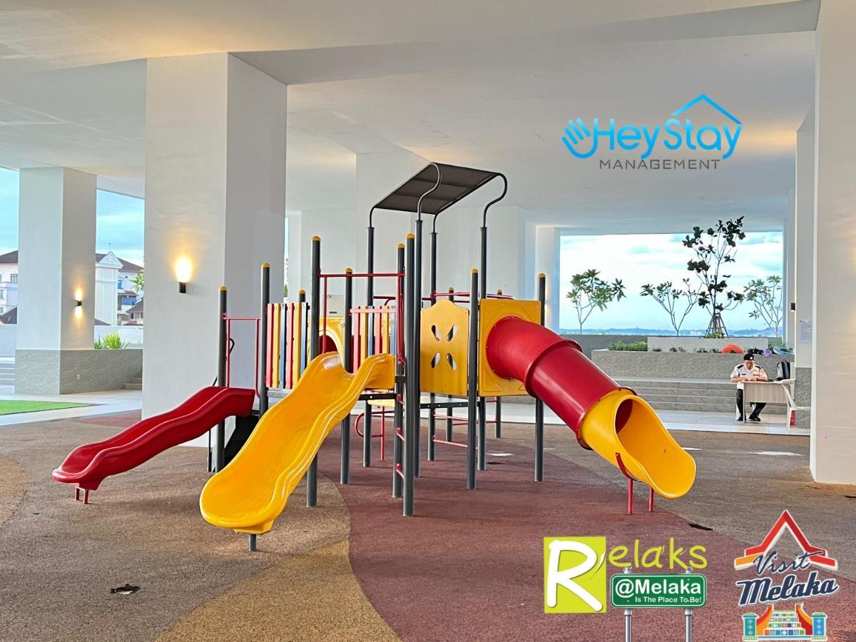 Novo 8 Residence Bachang By Heystay Management Kampong Tambak Luaran gambar