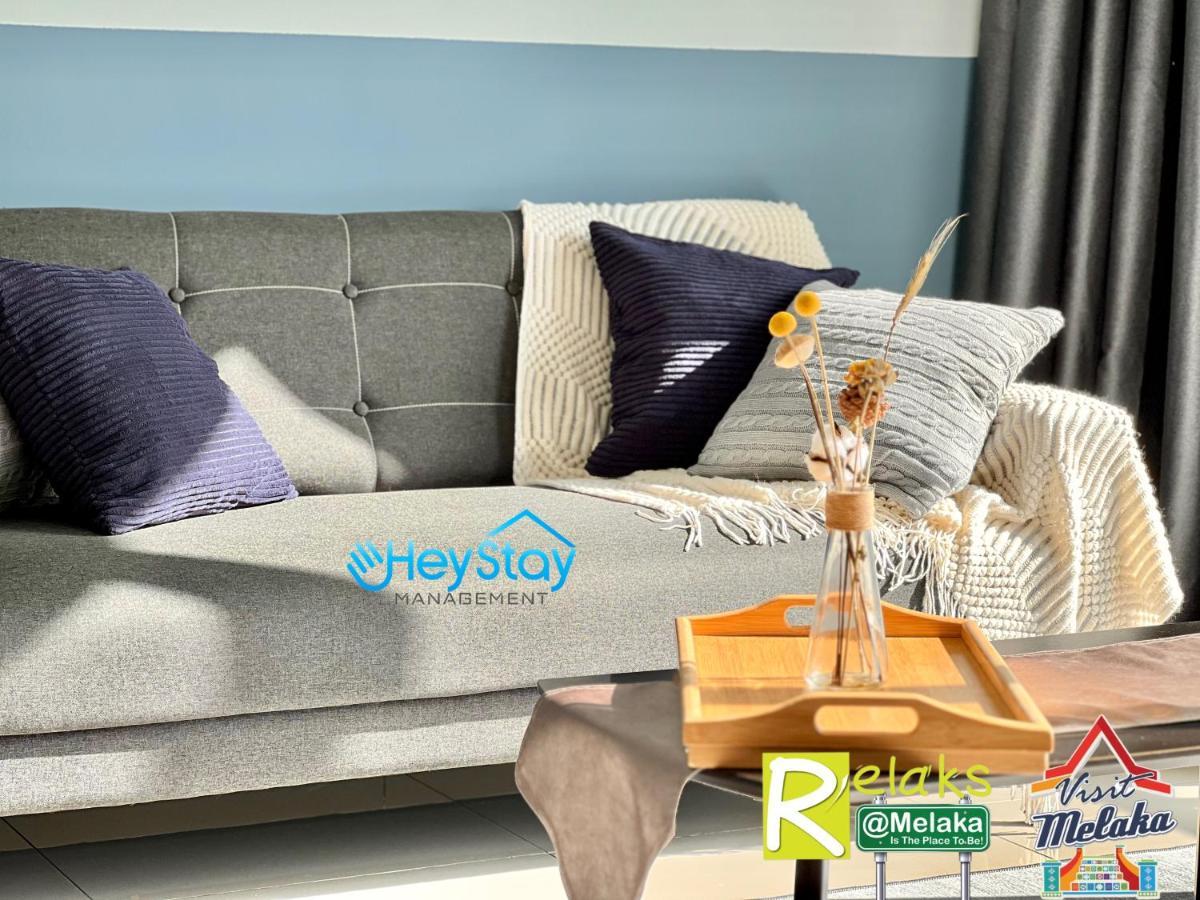 Novo 8 Residence Bachang By Heystay Management Kampong Tambak Luaran gambar