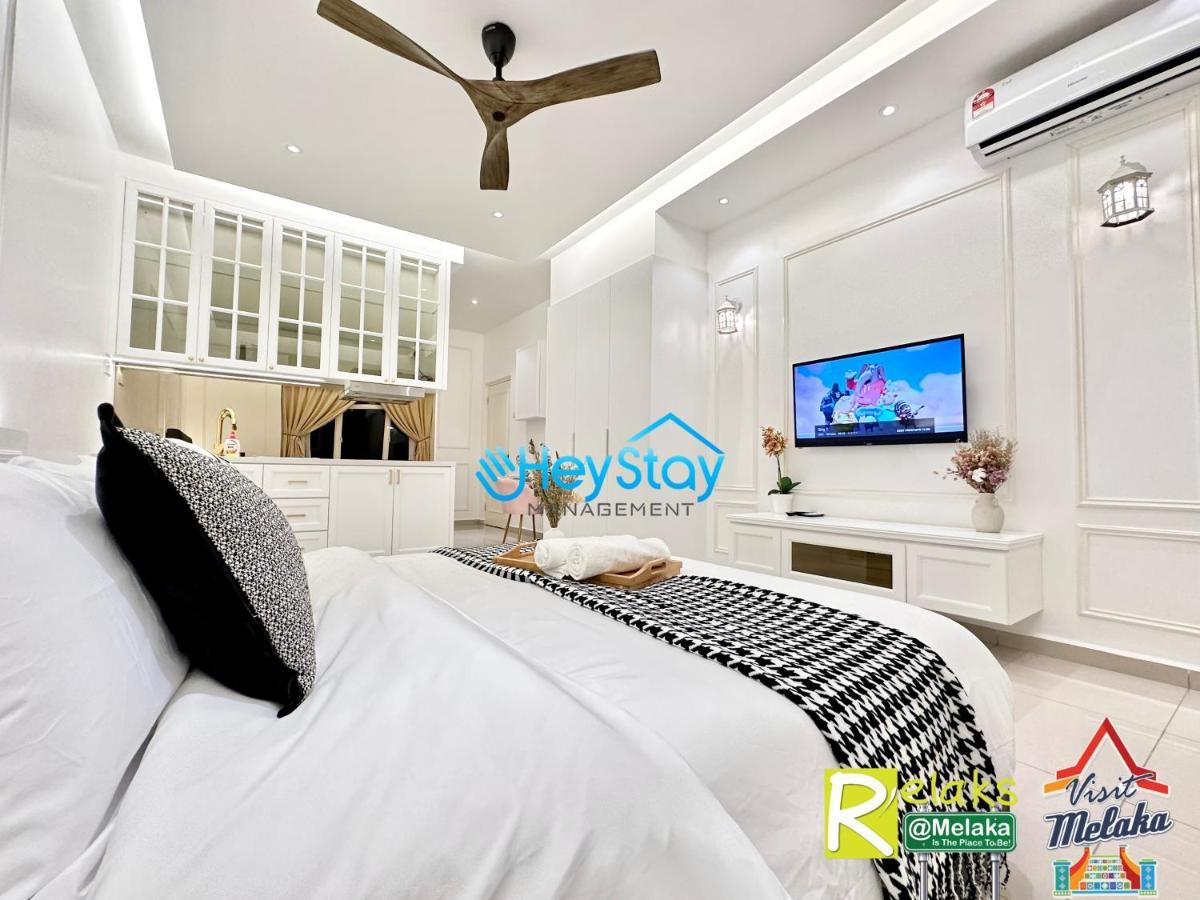 Novo 8 Residence Bachang By Heystay Management Kampong Tambak Luaran gambar