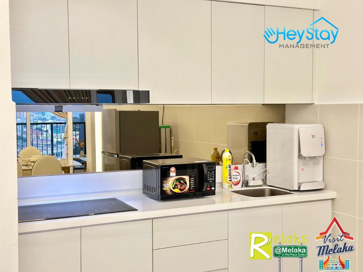 Novo 8 Residence Bachang By Heystay Management Kampong Tambak Luaran gambar