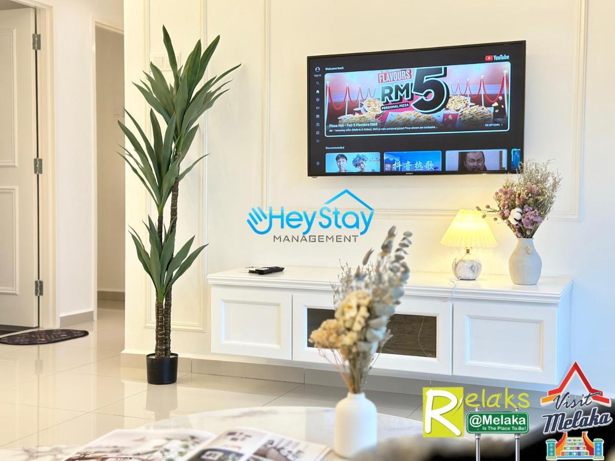 Novo 8 Residence Bachang By Heystay Management Kampong Tambak Luaran gambar